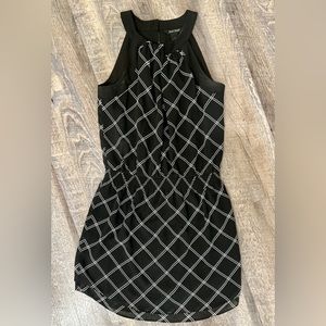White House Black Market black and white dress, size 8